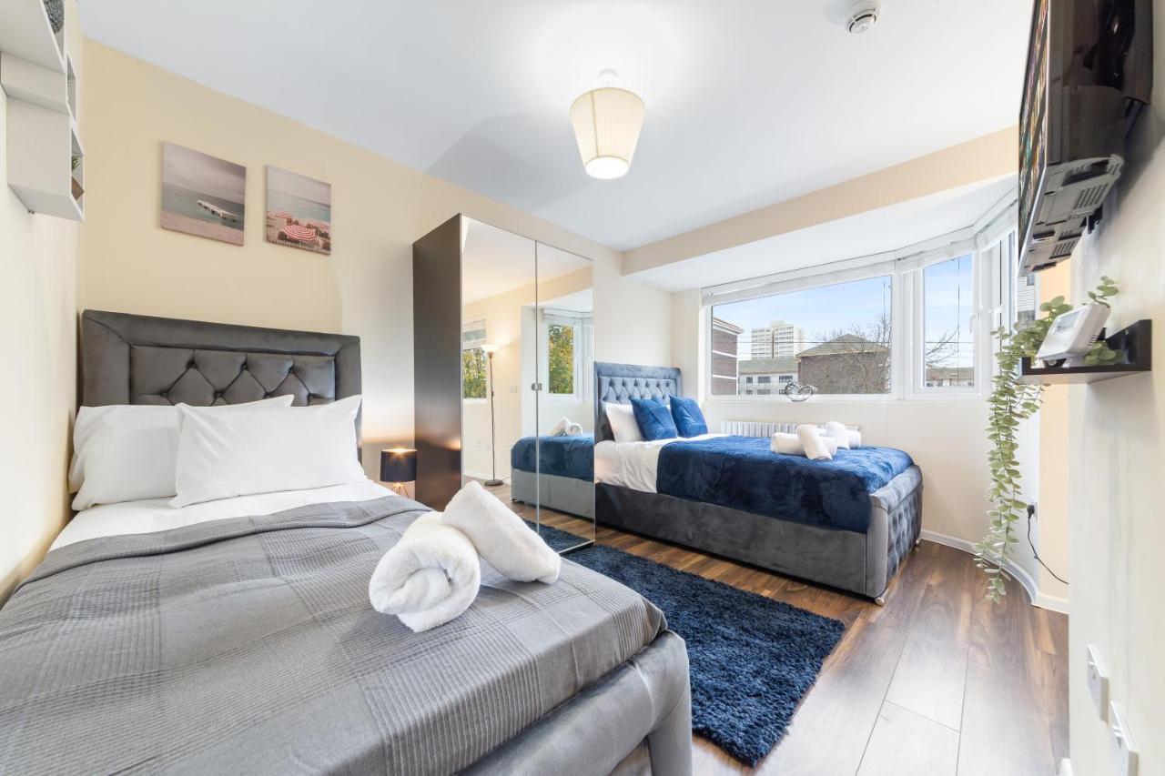 Twickenham Homes アイルワース エクステリア 写真